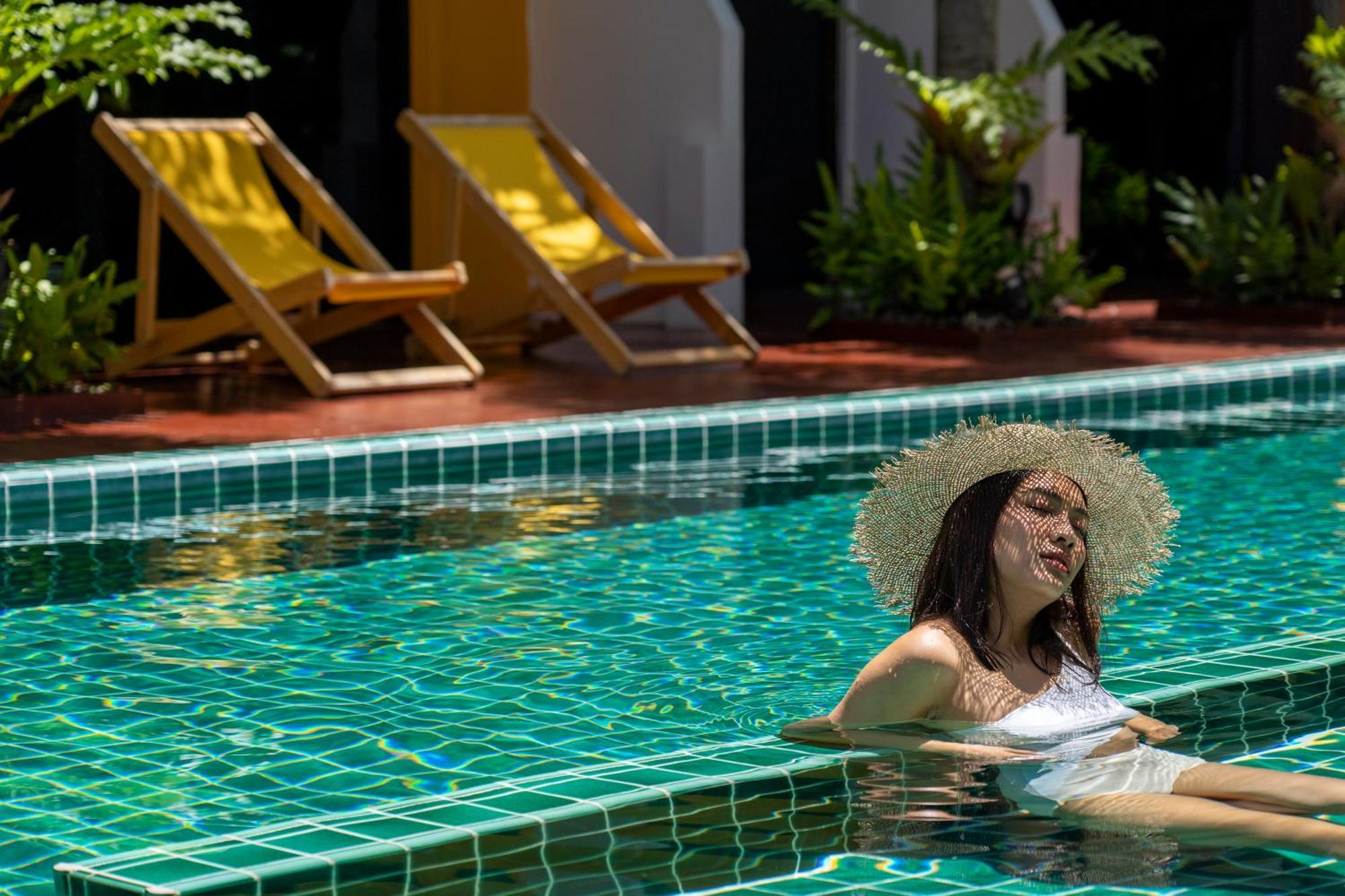 Hotel Buasri Boutique Patong Exterior foto
