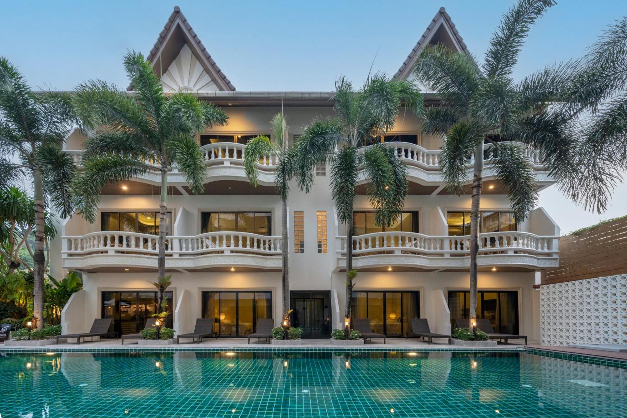 Hotel Buasri Boutique Patong Exterior foto