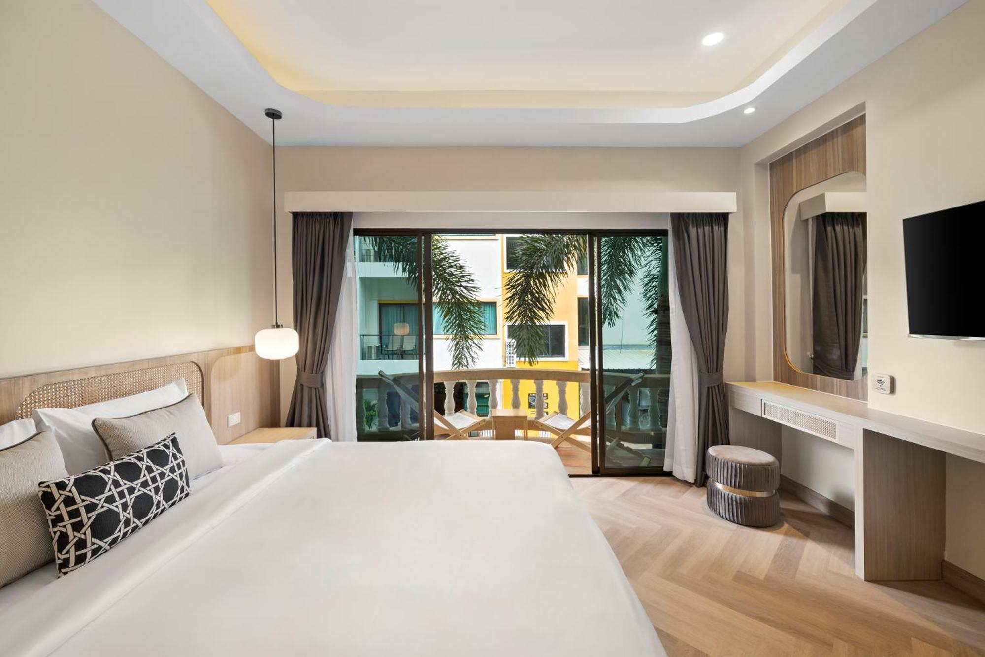 Hotel Buasri Boutique Patong Exterior foto